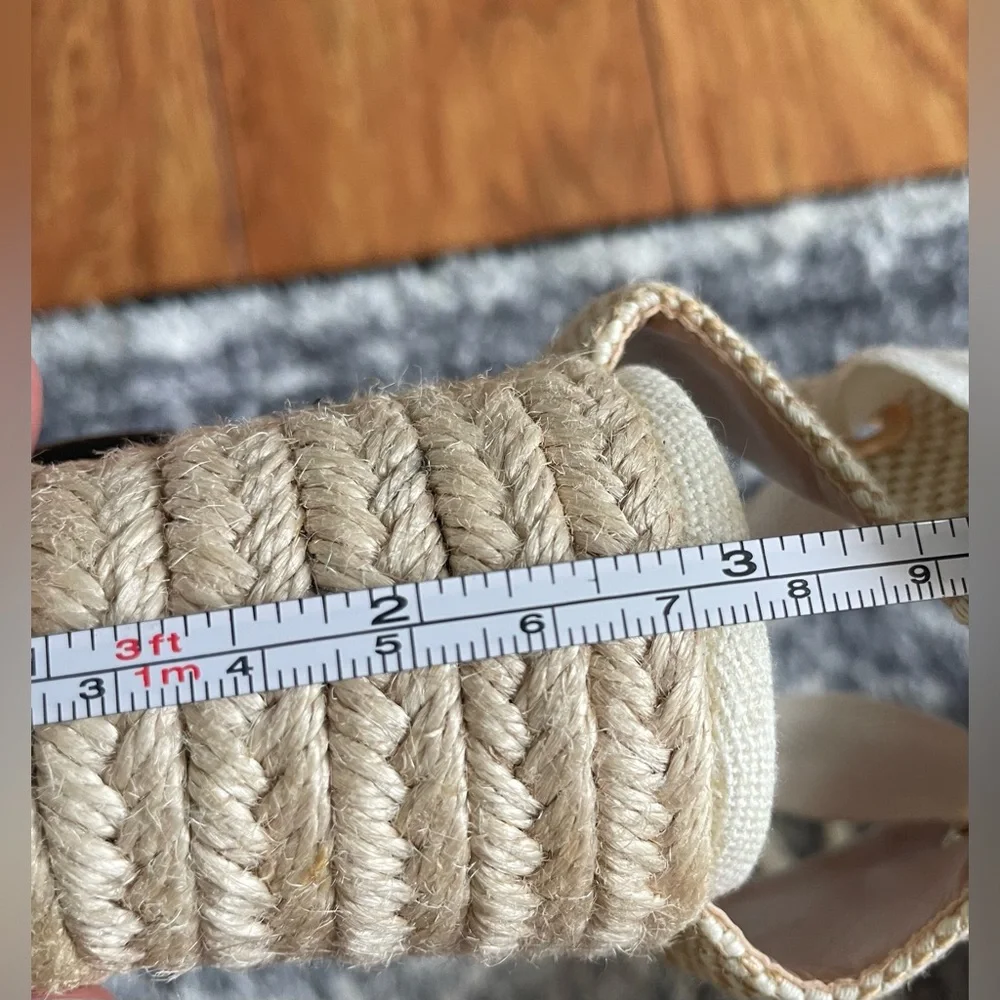 NWOT Women's White Espadrille Wedge Sandals Heels Closed Toe Lace Up